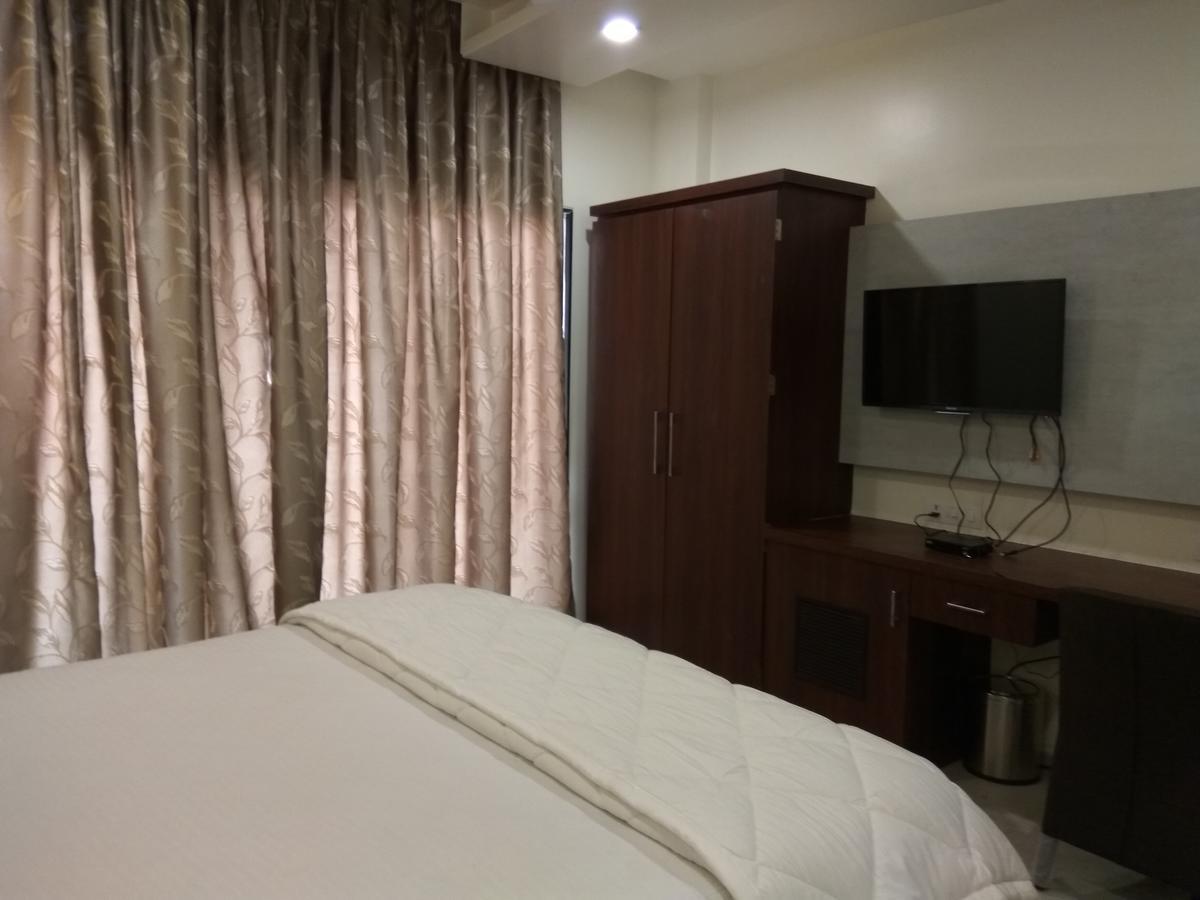 Manasi Inn サーターラー エクステリア 写真