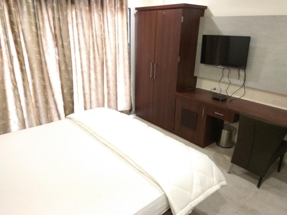 Manasi Inn サーターラー エクステリア 写真